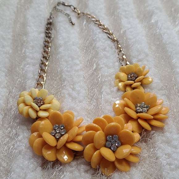 Stunning Necklace Yellow Marigold Petals Ombre Vintage Faceted Beads Crystals - Picture 5 of 8
